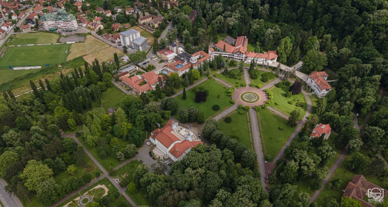 Onore Dell Amore Apartman Sa Djakuzijem Баня-Ковиляча Экстерьер фото